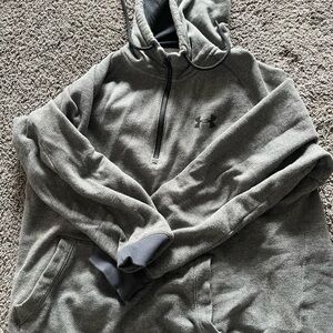 Men’s Under Armour XL zip hoodie. Excellent condition and smoke free home.
